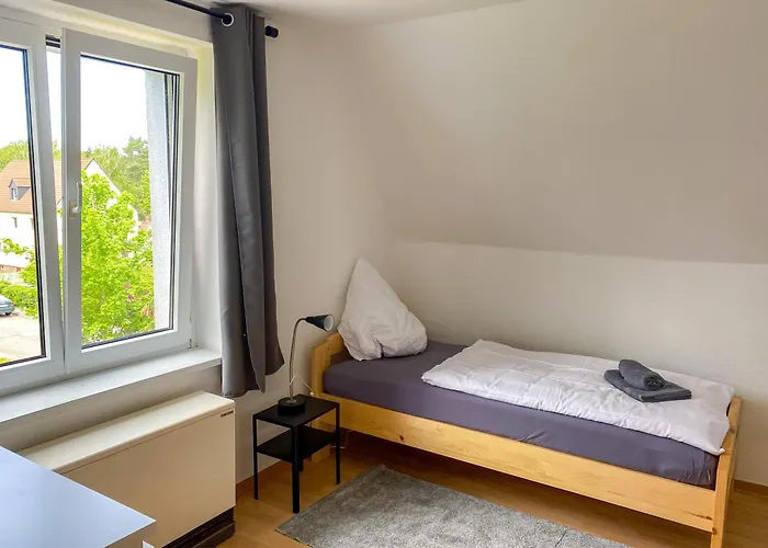 Monteurwohnungen Wiednitz, Einzelbetten, Kueche, Parkplatz * Wiednitz